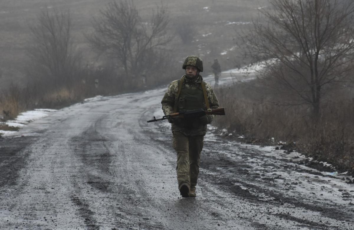 Сили оборони іноді воюють взагалі без боєприпасів