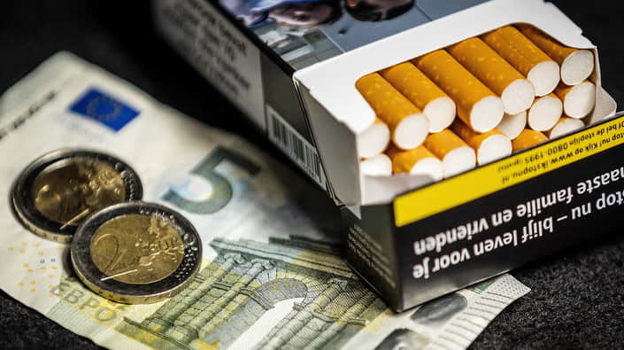 Україна має додатково підняти тютюнові акцизи