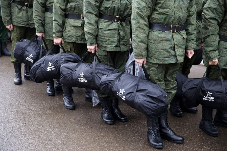 Росія мобілізує 300 тис. українців з окупації
